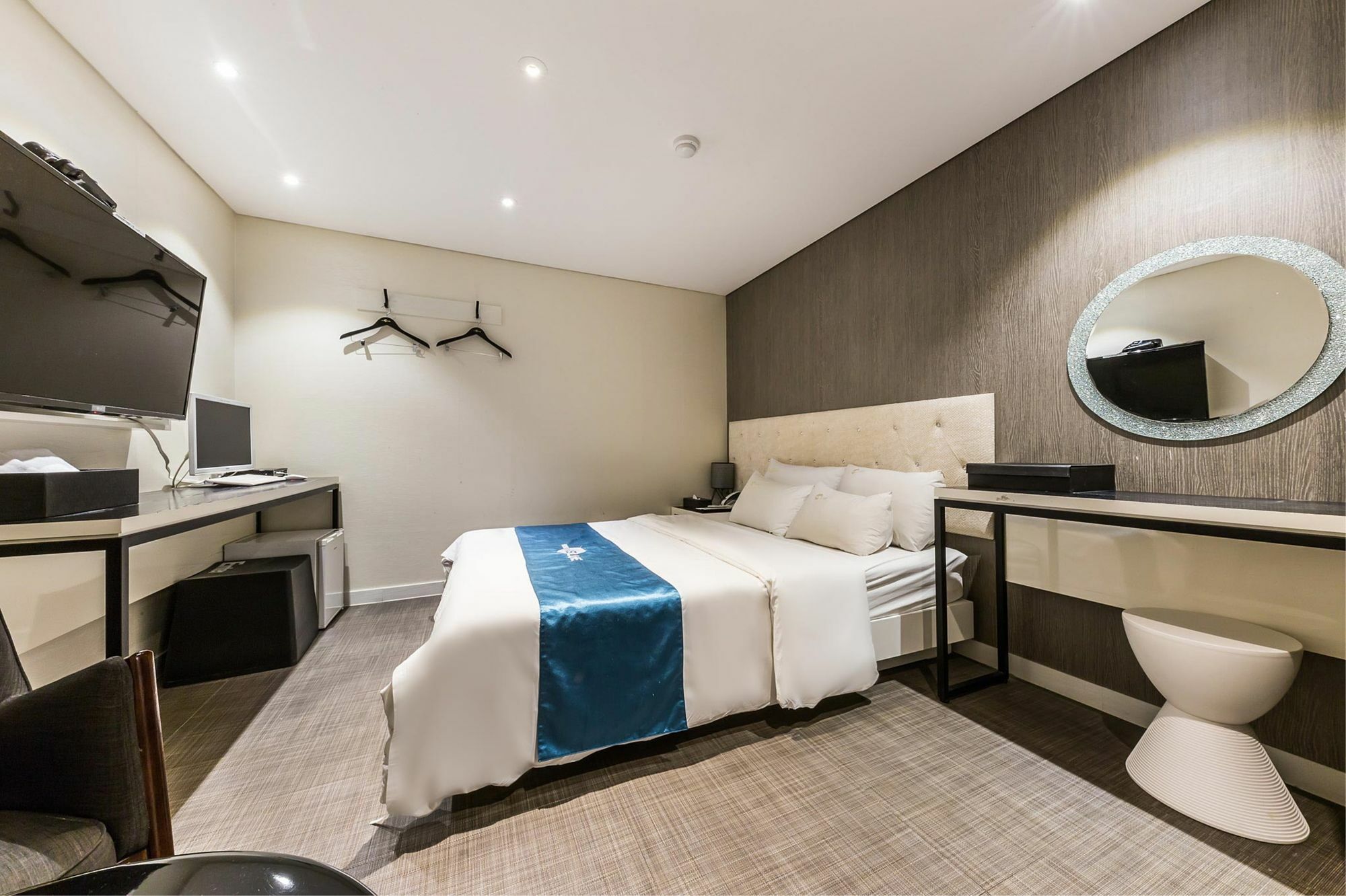 Cheonho Hotel The Blue سيول المظهر الخارجي الصورة